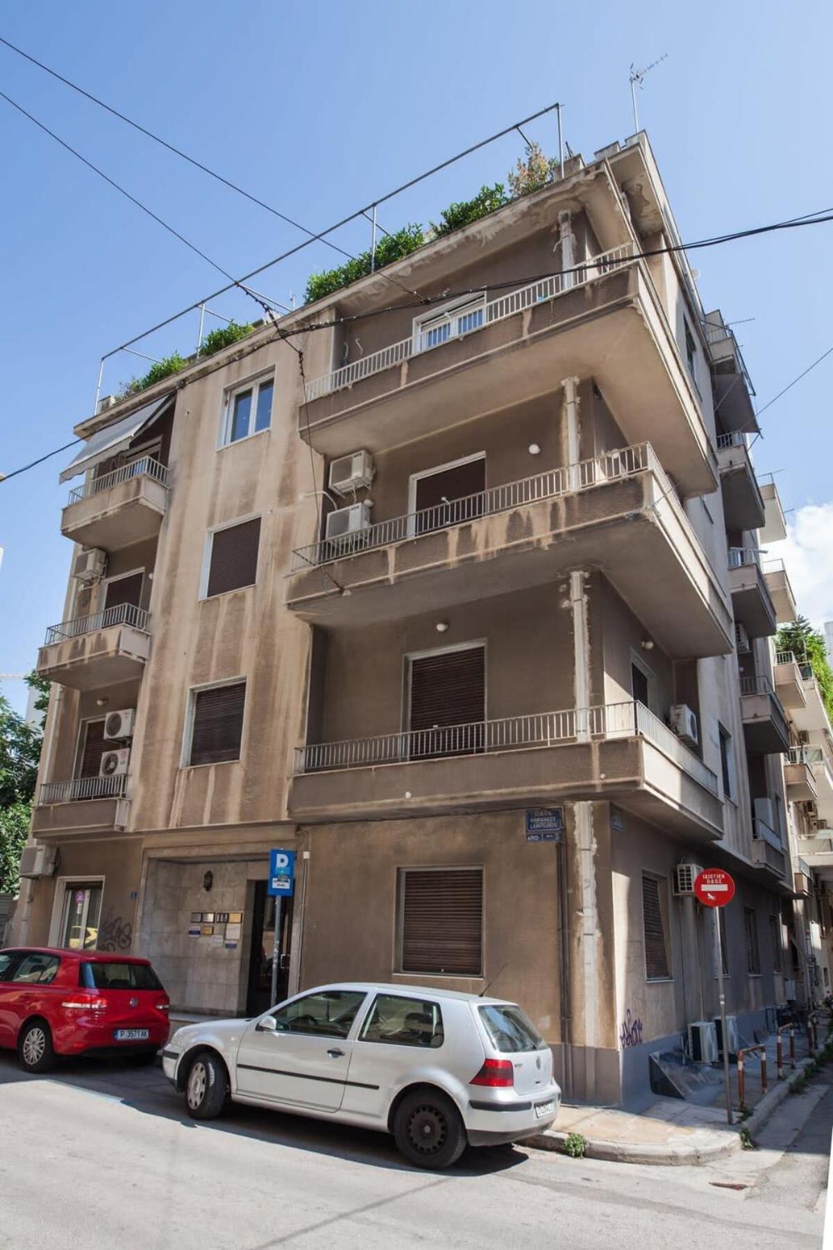 Ferienwohnung Brand New Urban Getaway Next To Megaro Mousikis Athen Exterior foto